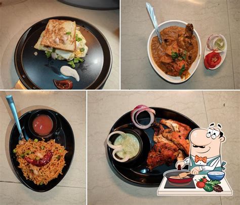 Pham's Kitchen .